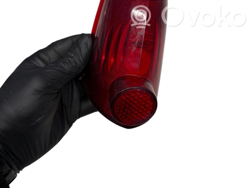 GAZ 21 Aizmugurē atstarotājs 