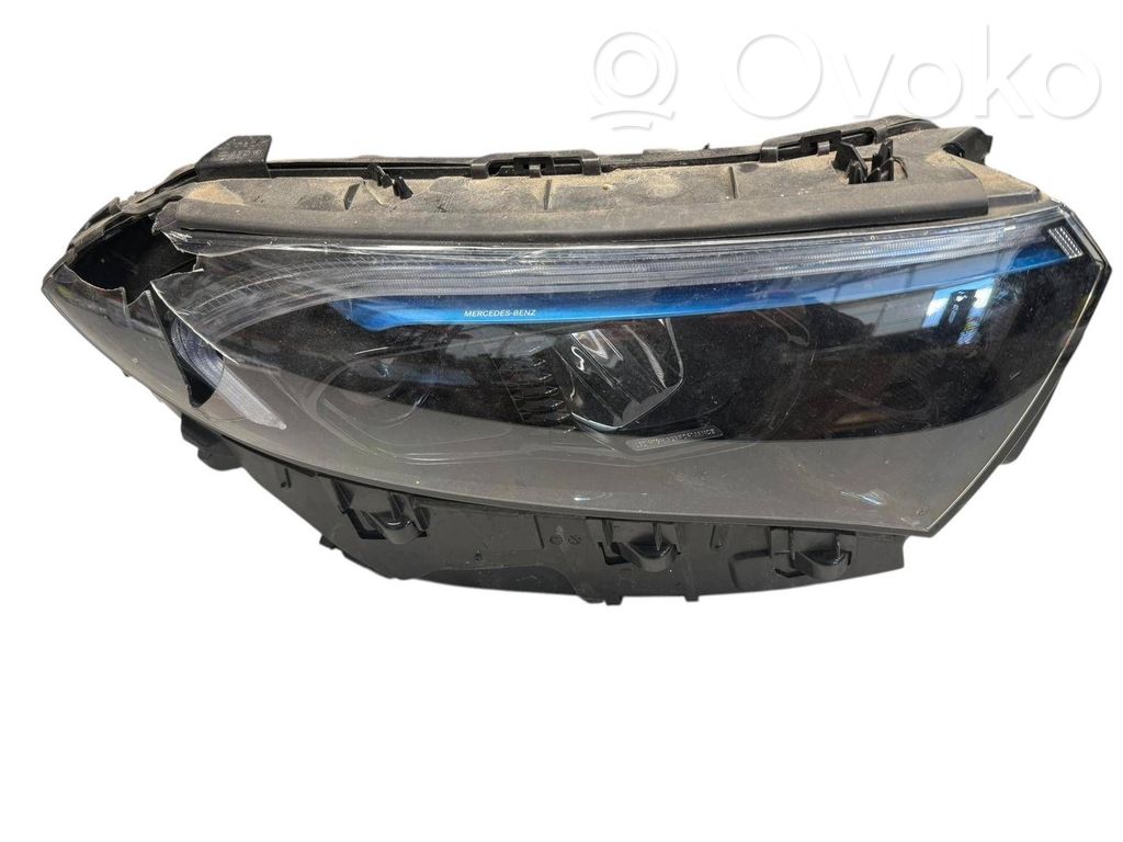 Mercedes-Benz EQA Scheinwerfer 