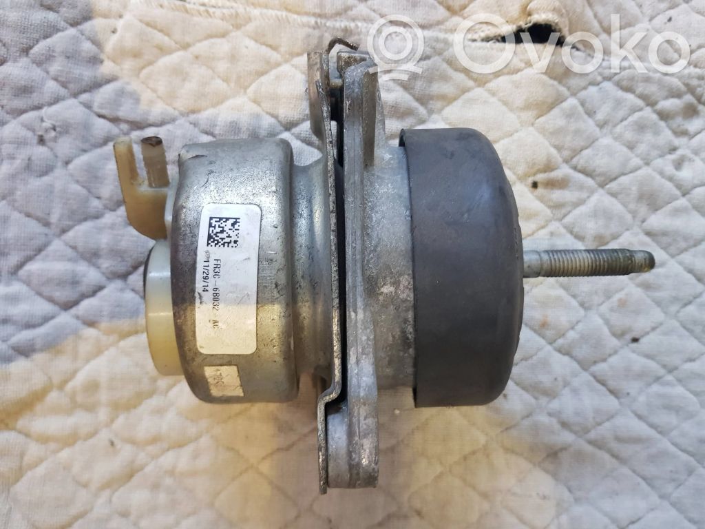 Engine mount bracket   FR3C6B032AC