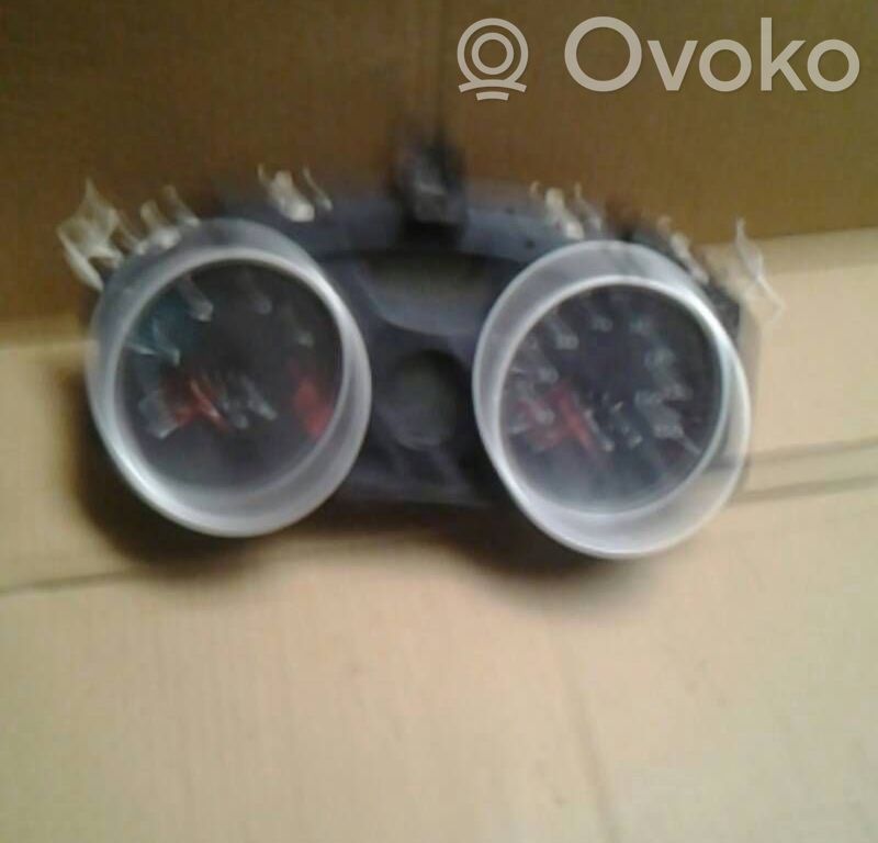 Renault Megane II Speedometer (instrument cluster) 