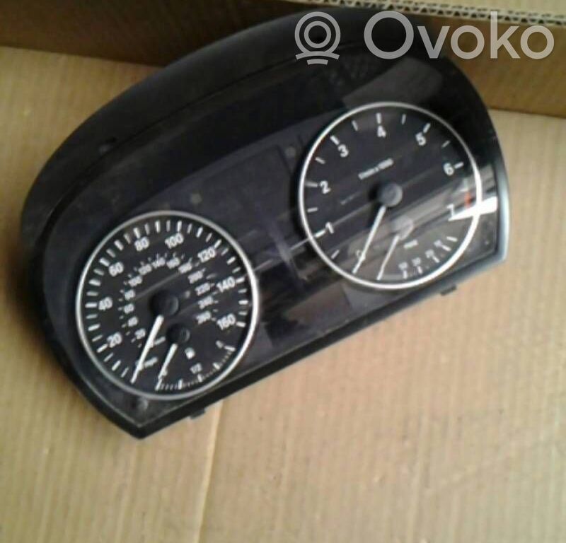 Spidometras (prietaisų skydelis)   102536075
