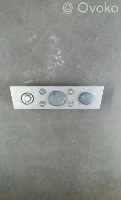 Opel Vectra C Oro kondicionieriaus/ klimato/ pečiuko valdymo blokas (salone) 