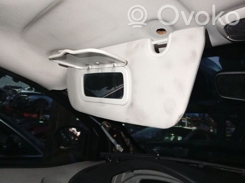 Sun visor