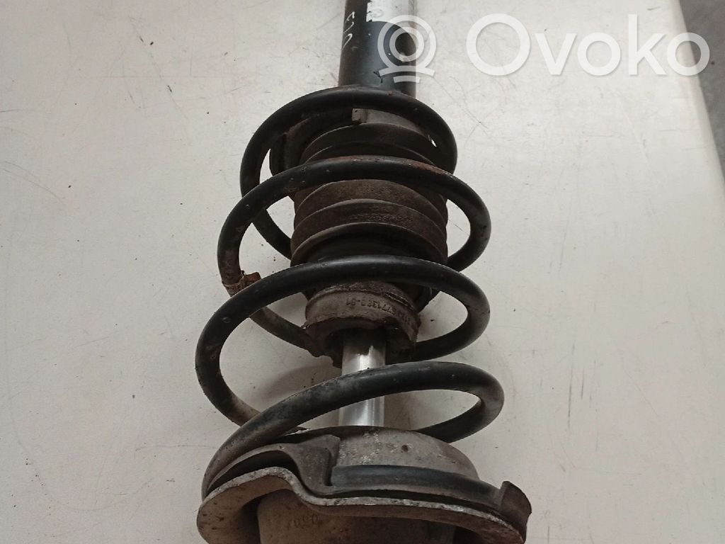 BMW 1 F20 F21 Etuiskunvaimennin 