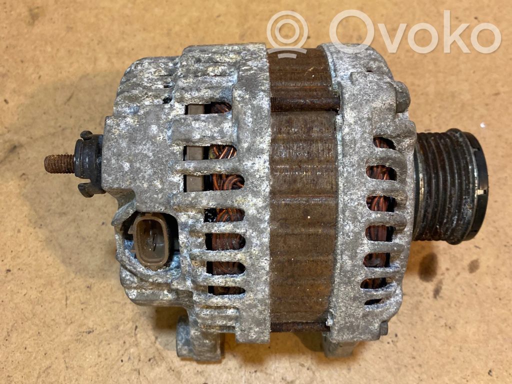 Nissan Juke I F15 Alternator 