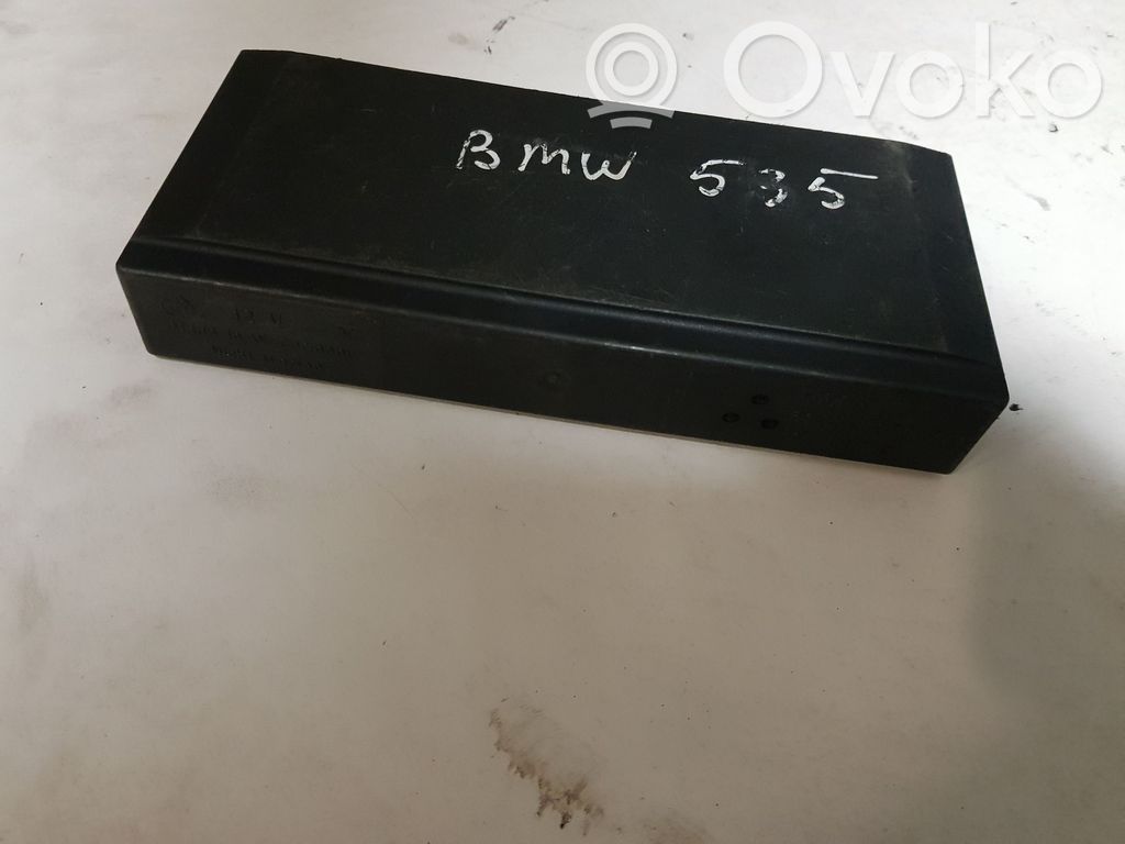 BMW 5 E39 Komforto modulis 