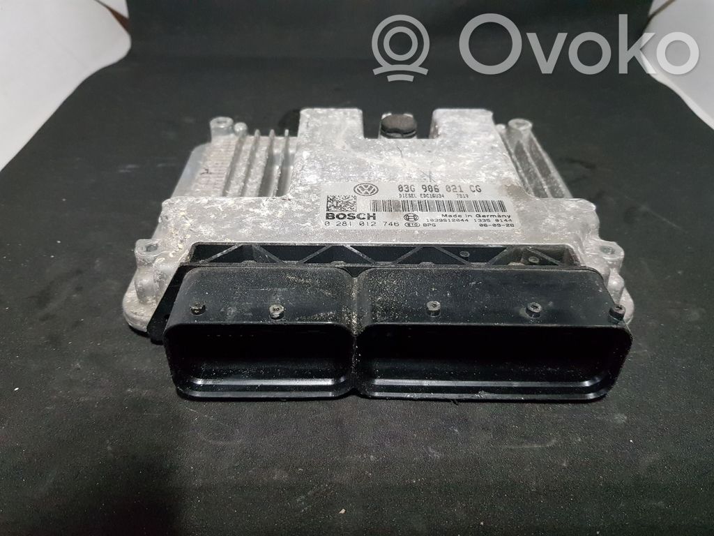 Volkswagen Caddy Engine control unit/module 