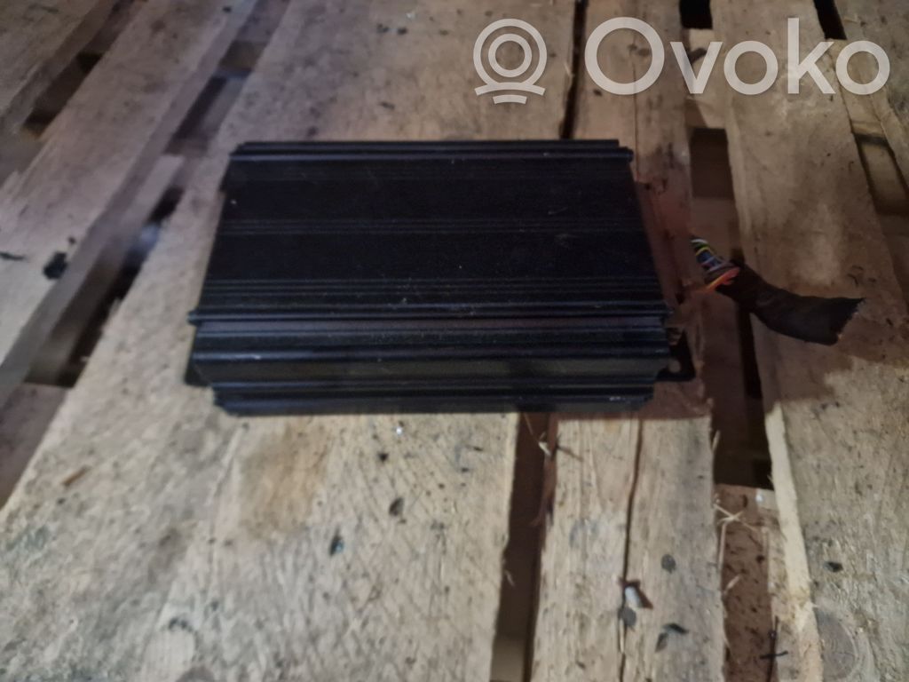 Audi A6 S6 C5 4B Wzmacniacz audio 