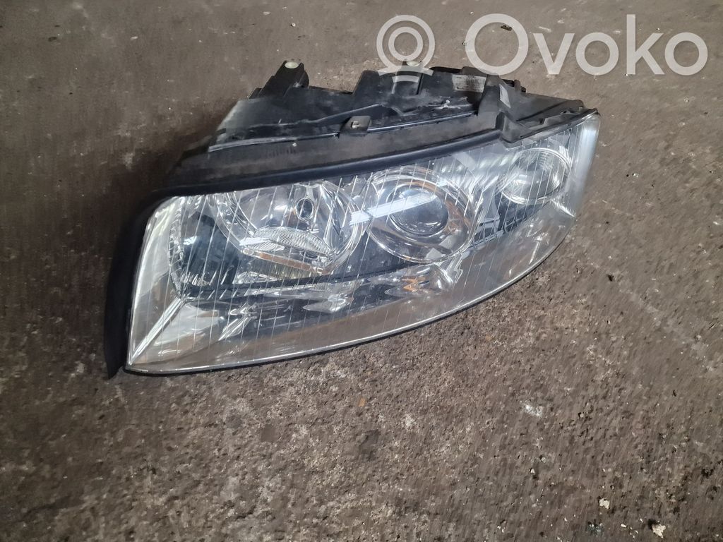 Audi A4 S4 B6 8E 8H Scheinwerfer 