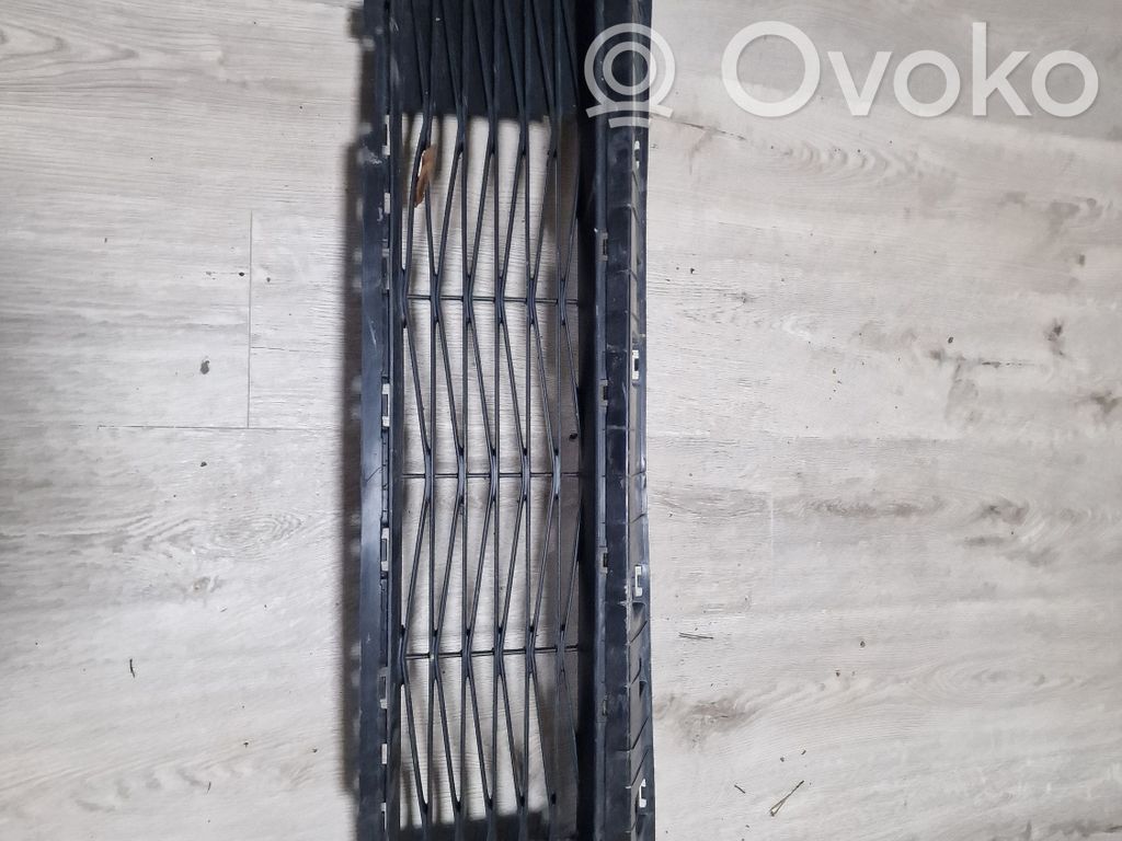 KIA Ceed Front bumper upper radiator grill 
