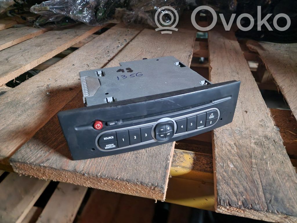 Renault Scenic II -  Grand scenic II Radio/CD/DVD/GPS head unit 