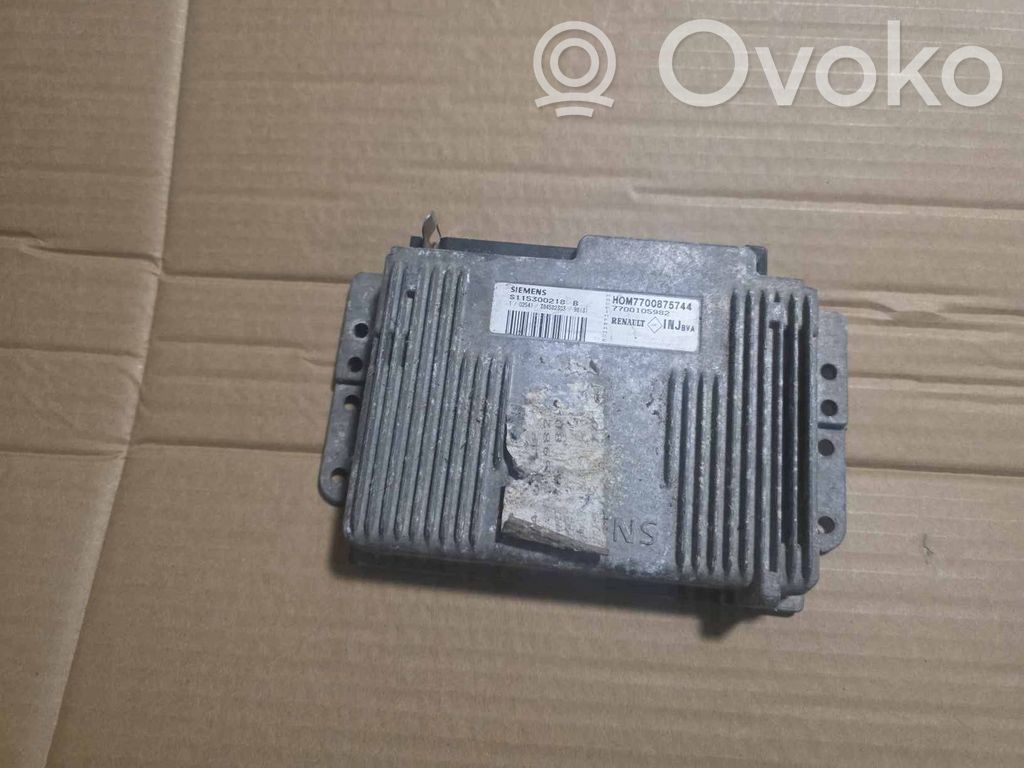 Renault Laguna I Engine control unit/module 