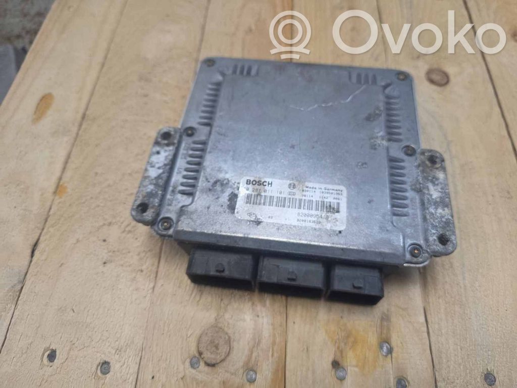 Renault Laguna I Engine control unit/module 