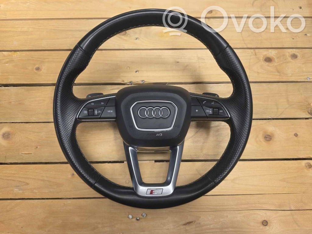 Audi Q7 4M Ohjauspyörä 