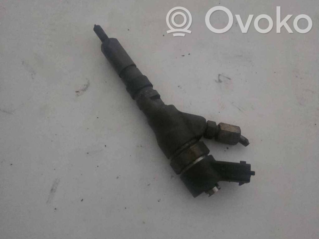 Inyector de combustible   0445110076