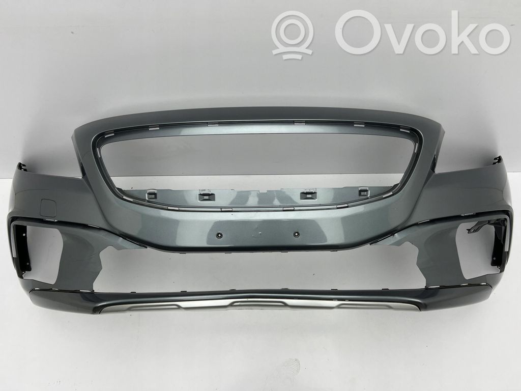Volvo V40 Zderzak przedni 