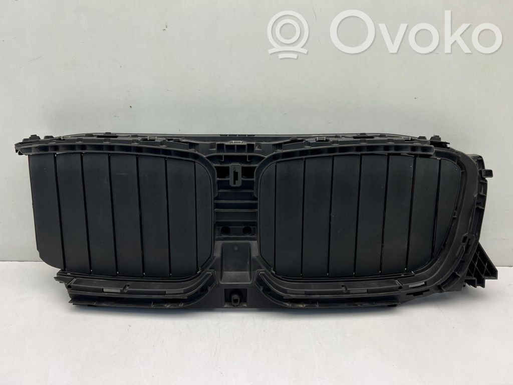 BMW X3 G01 Radiator trim 
