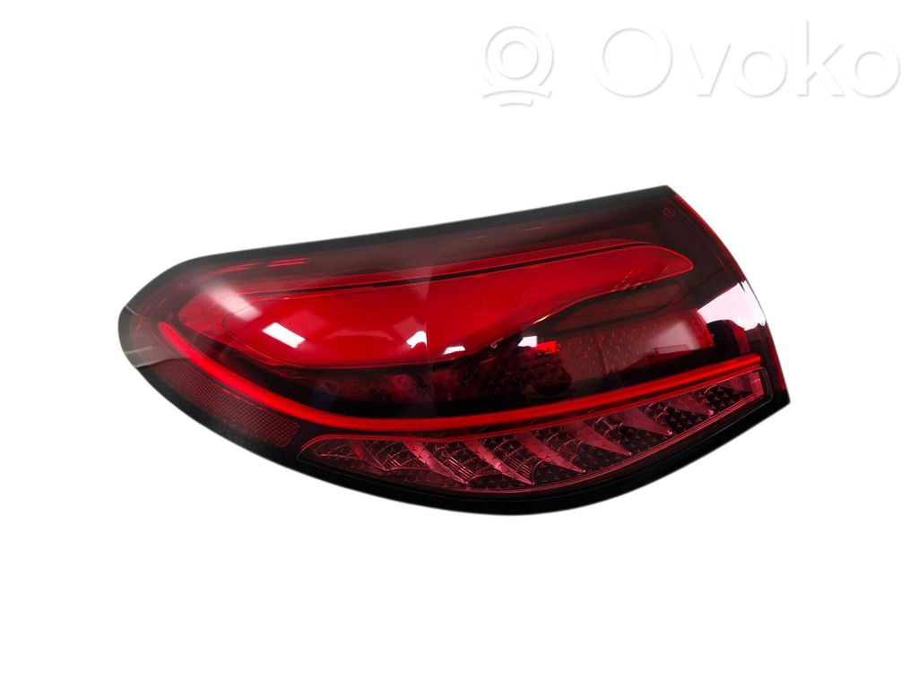 Mercedes-Benz GLC C254 Lampa tylna 