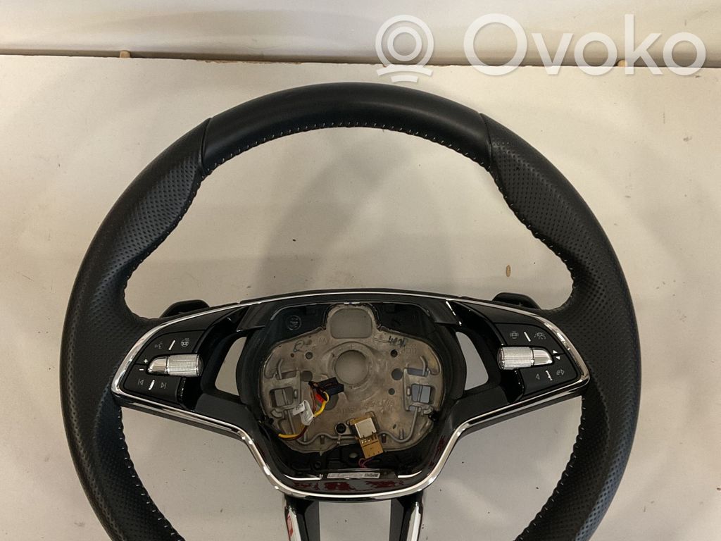 Volkswagen PASSAT B8 Ohjauspyörä 