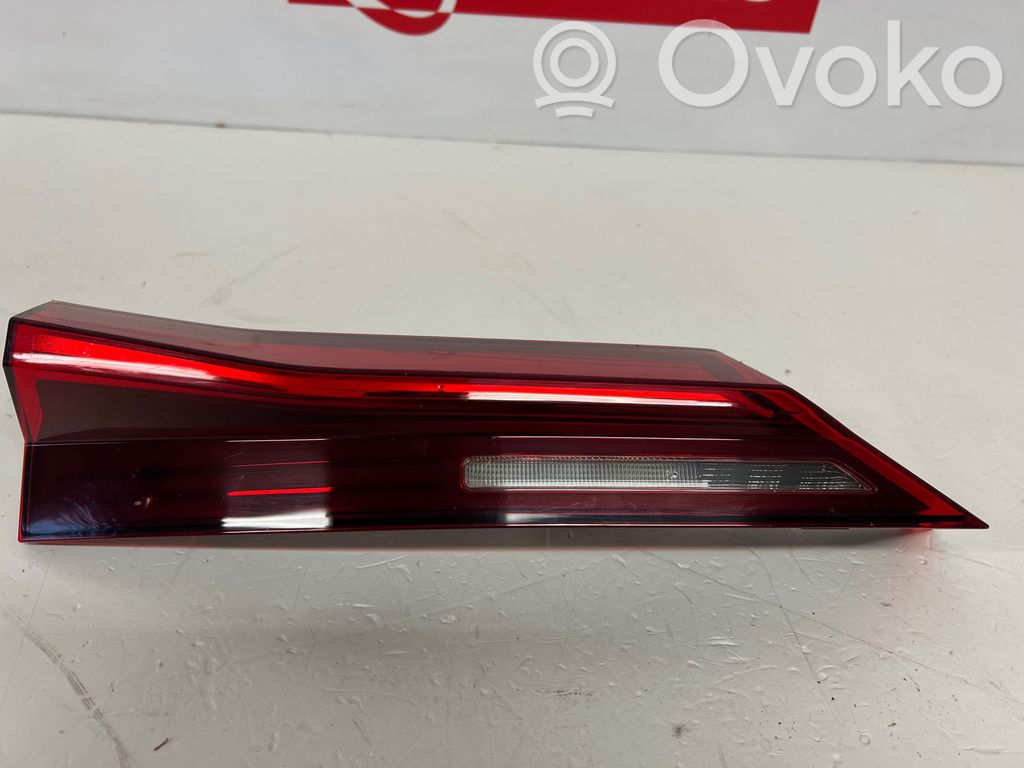 Lampy tylnej klapy bagażnika   H8946535409,F03866000F,000848