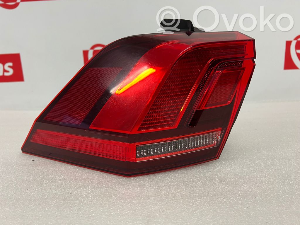 Lampa tylna   2SD01251901,5NA945095D,00639578