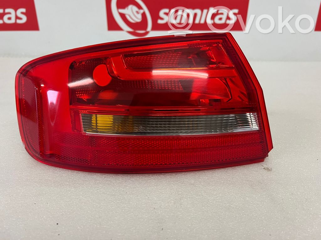 Audi A4 S4 B8 8K Lampă spate în caroserie 