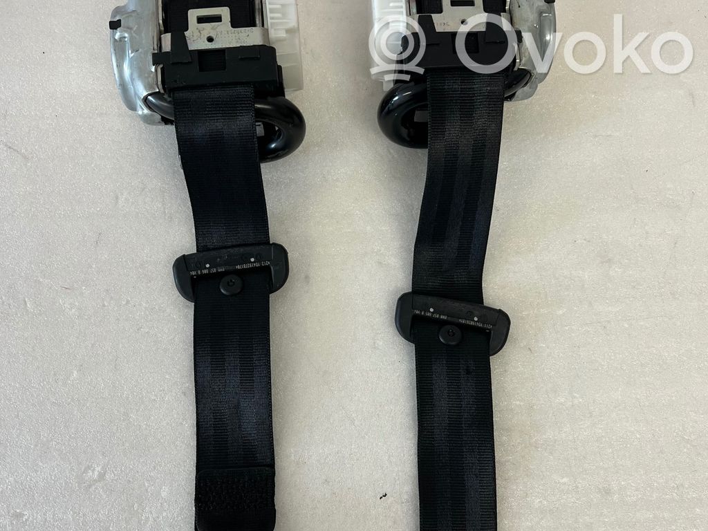 Audi A4 S4 B9 8W Cinturón trasero 