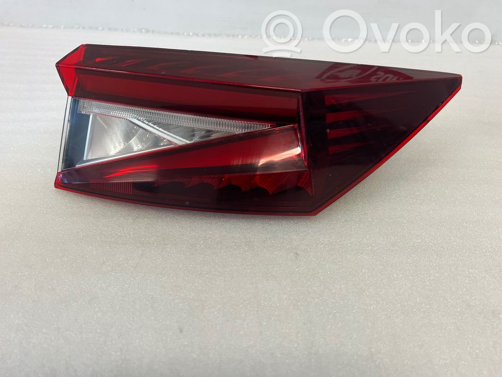 Skoda Enyaq iV Lampa tylna 