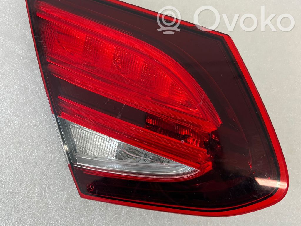 Mercedes-Benz C W205 Lampy tylnej klapy bagażnika 