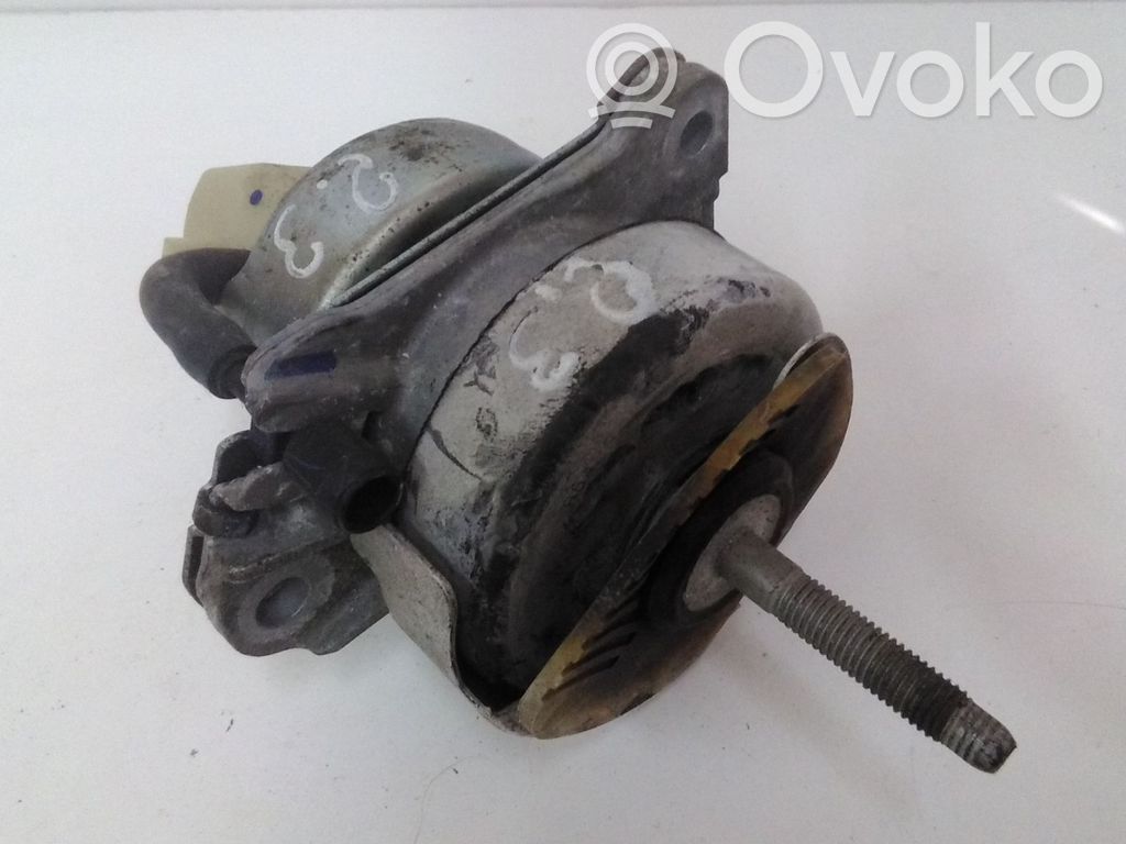 Ford Mustang VI Engine mount bracket 