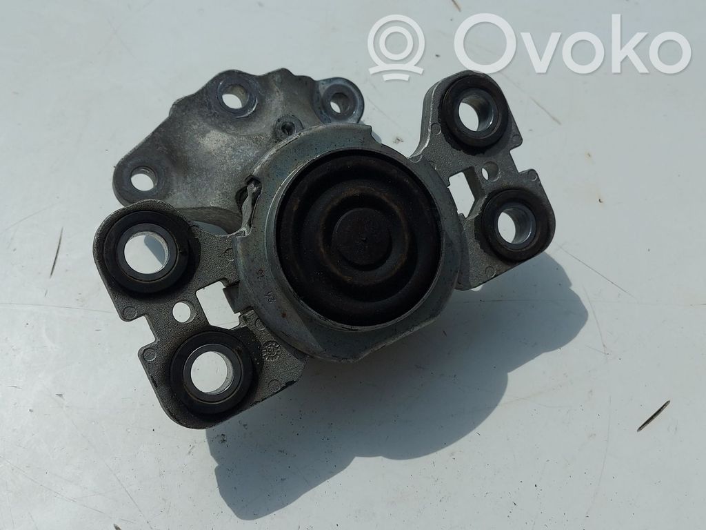 Engine mount bracket   31401307