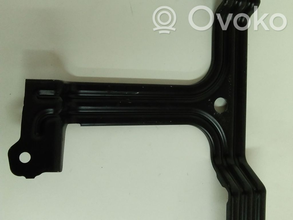 Opel Insignia B Battery bracket 
