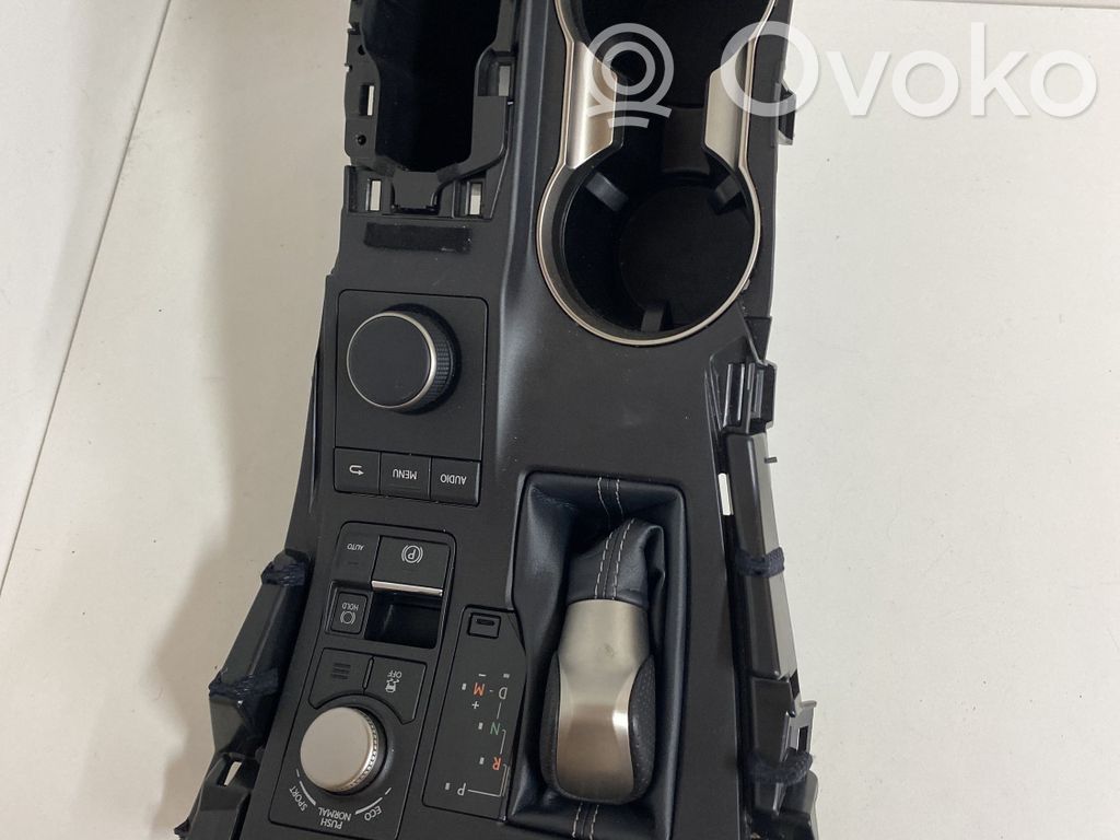 Lexus NX Consola central 