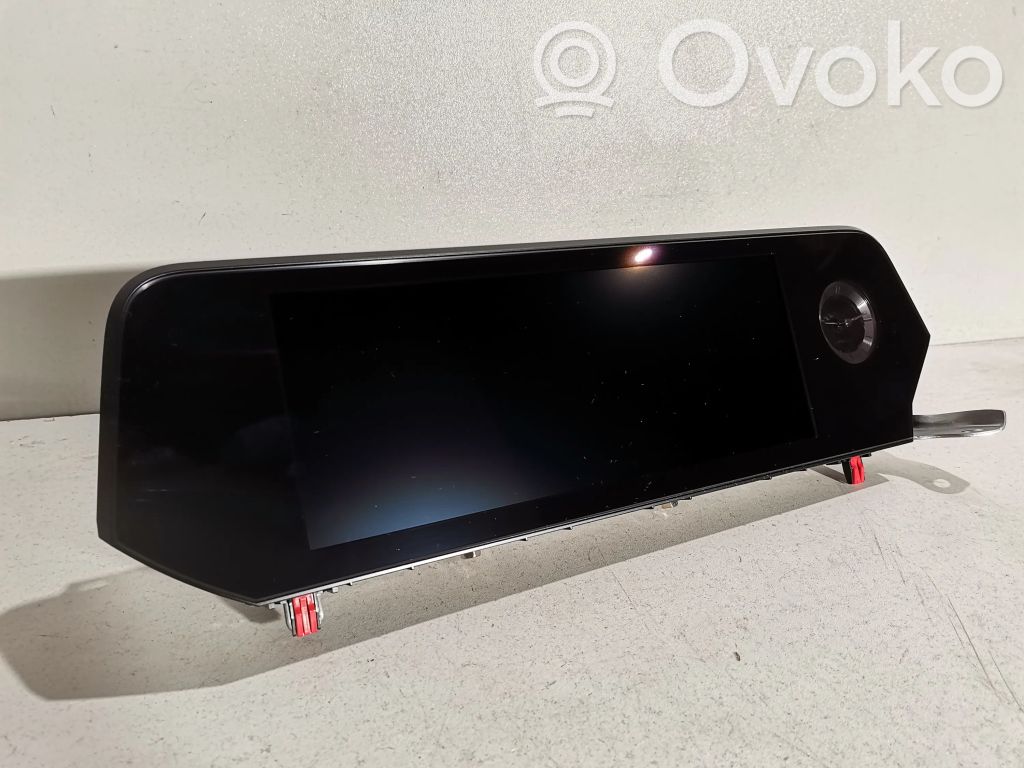 Lexus UX Screen/display/small screen 