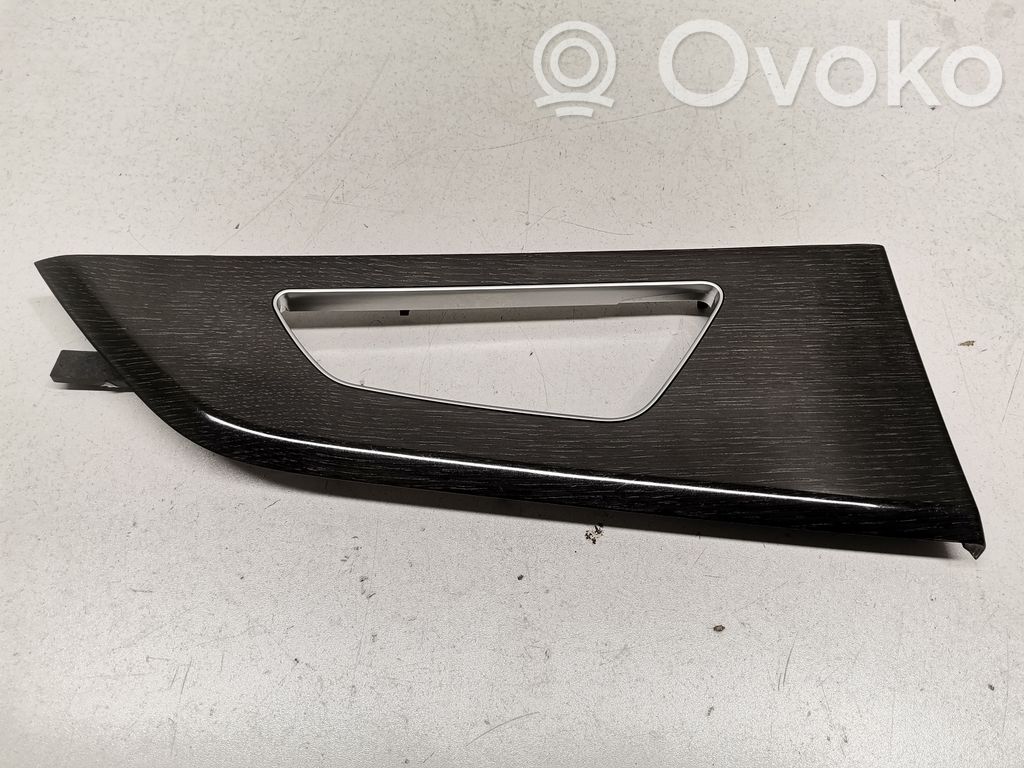 Audi Q8 Poszycie drzwi tylnych 