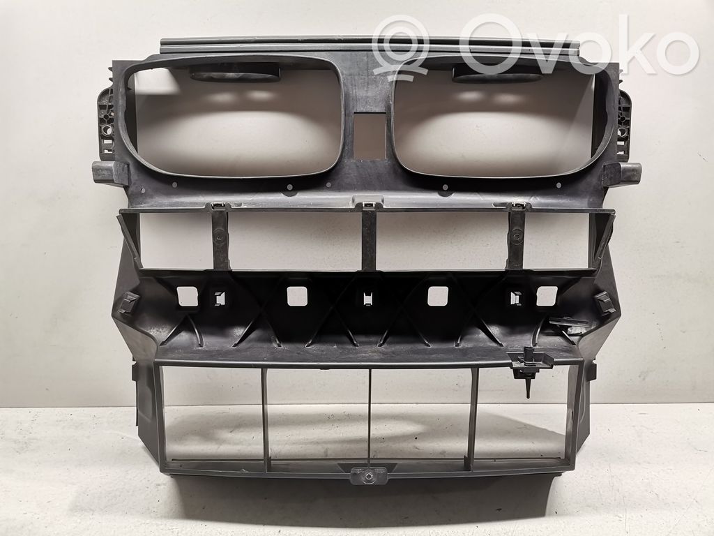 BMW X5 E70 Radiatoru panelis 