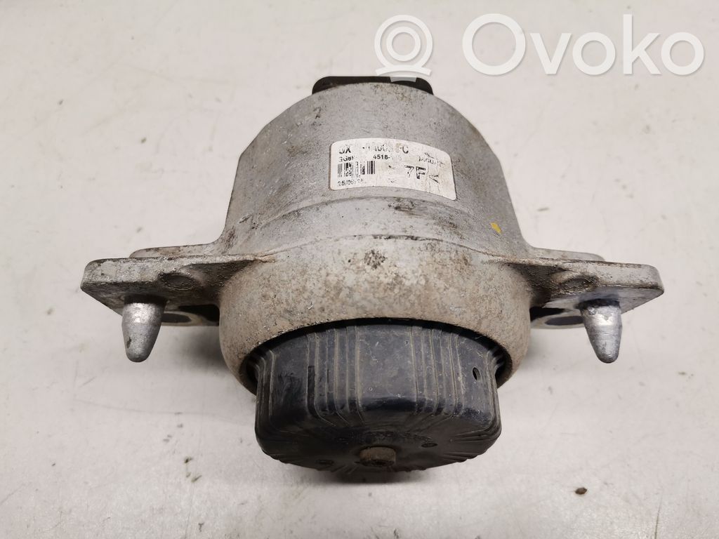 Jaguar XE Engine mount bracket 