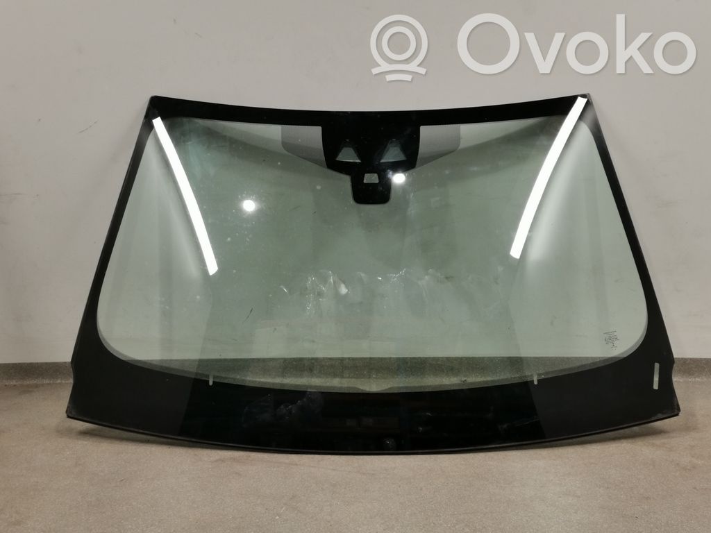 Jaguar XE Front windscreen/windshield window 