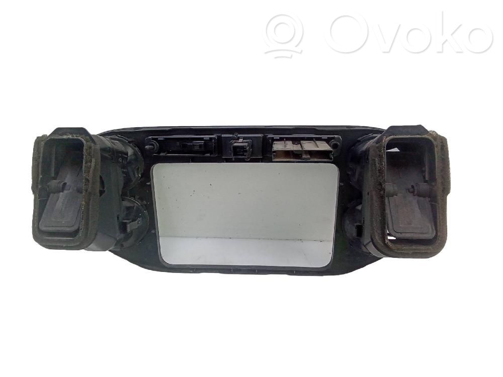 Volkswagen Tiguan Rejilla de ventilación central del panel 