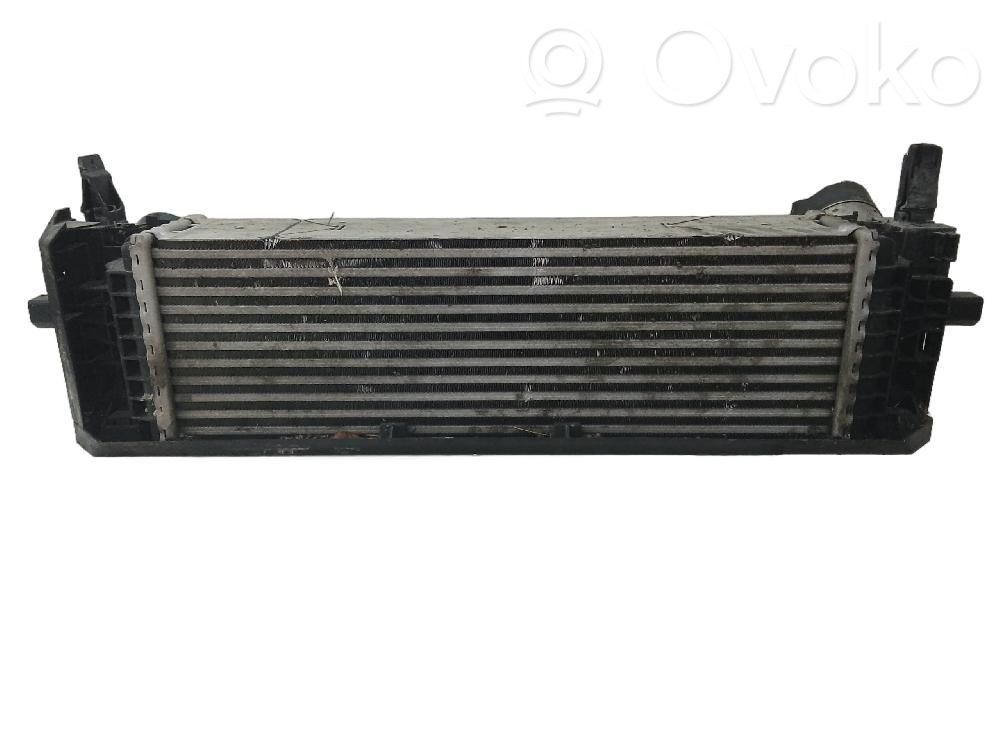 BMW X4 G02 Chłodnica powietrza doładowującego / Intercooler 