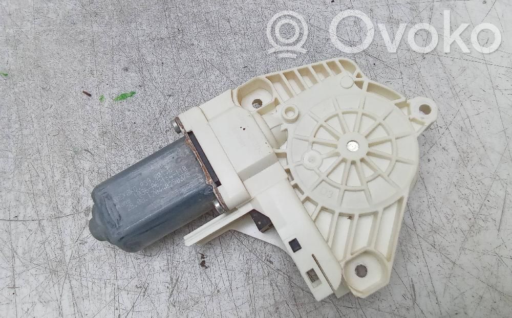 Regulador de puerta delantera con motor   SINREF