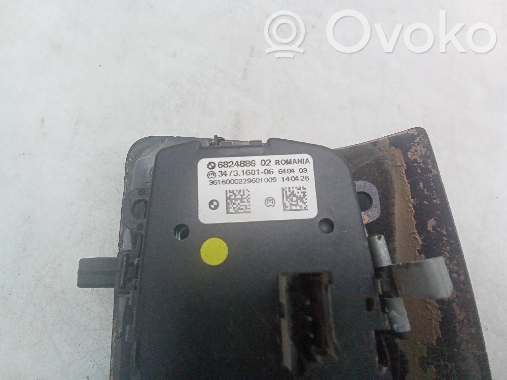 Light switch   34731601