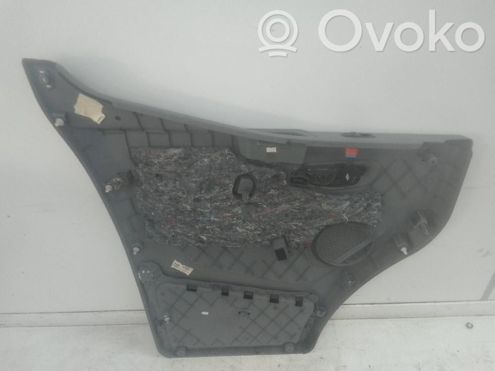 Ford Transit Revestimiento de puerta delantera 