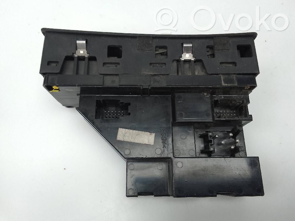 Interruptor del elevalunas eléctrico   6944551