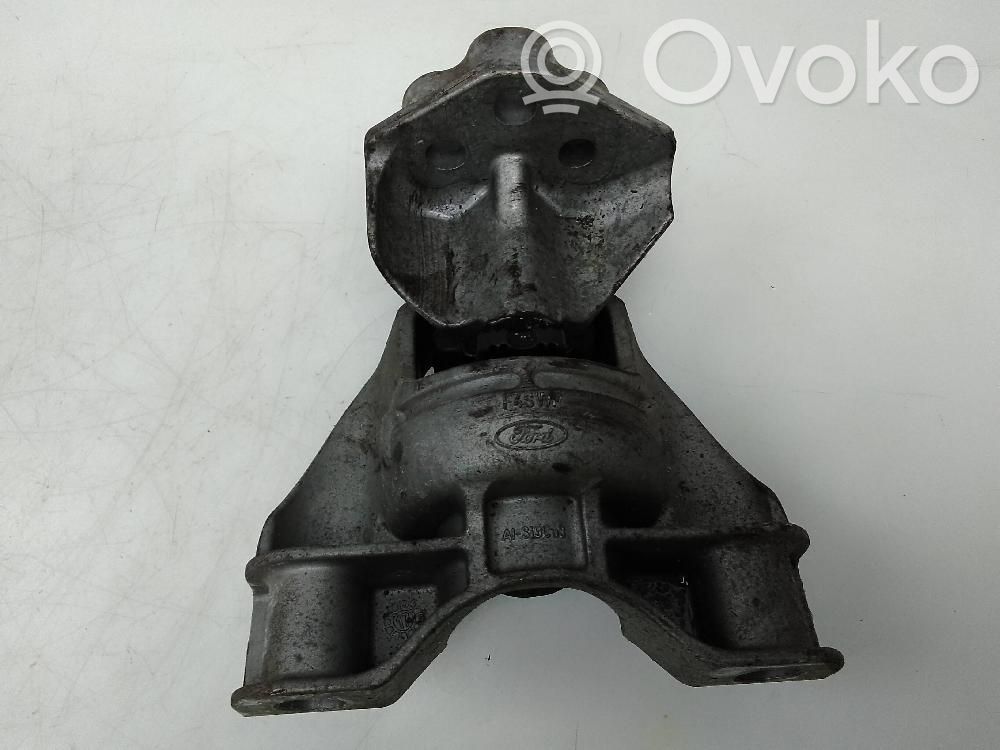 Engine mount bracket   F4SWP