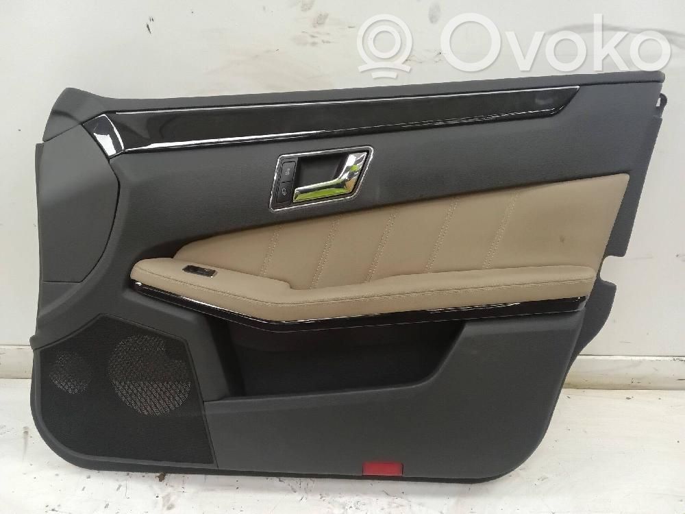 Mercedes-Benz E W212 Rivestimento del pannello della portiera anteriore 
