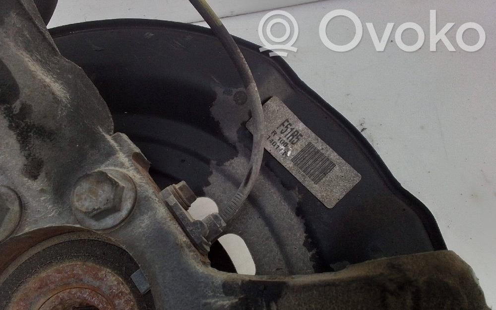 Toyota Auris E180 Mangueta de dirección de rueda delantera 