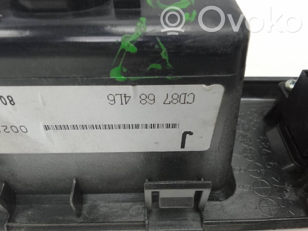 Electric window control switch   CD87684L6
