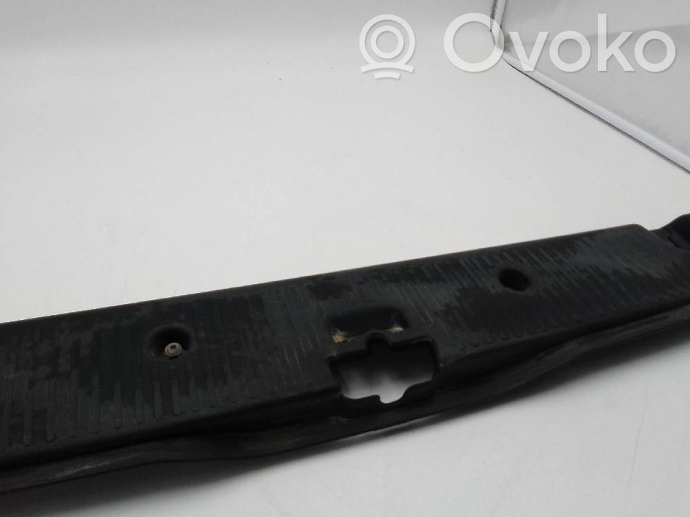 Renault Twingo III Mască capotă portbagaj 