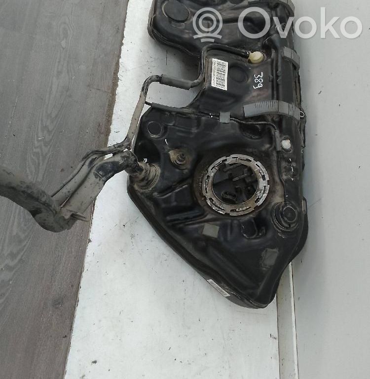 Mercedes-Benz E W238 Zbiornik paliwa 